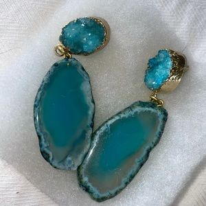 Mineral dangling earring